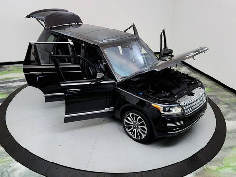 Used 2017 Land Rover Range Rover Long Wheelbase Autobiography AWD/4WD image 38