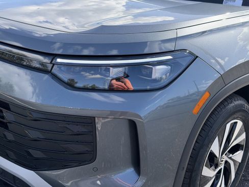 New 2026 Volkswagen Tiguan S image 8