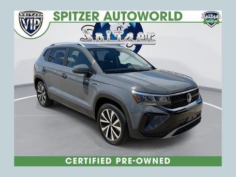 Used 2023 Volkswagen Taos SE AWD/4WD image 1