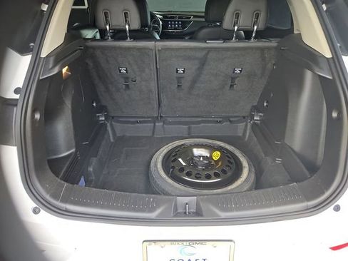Used 2022 Buick Encore GX Select w/ Experience Buick Package FWD image 21
