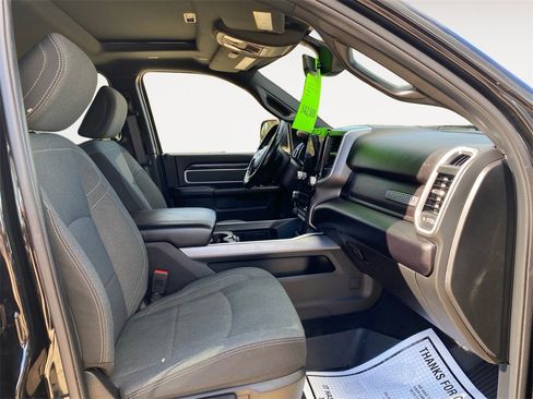 Used 2022 RAM 2500 Big Horn w/ Level C Equiment Group image 15