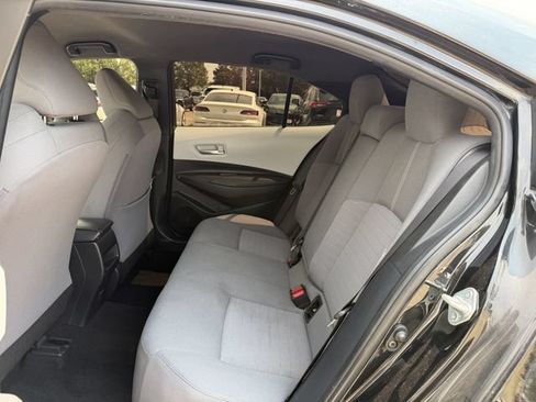 Used 2021 Toyota Corolla SE FWD image 24