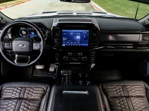 Used 2023 Ford F150 Lariat w/ Equipment Group 502A High image 32