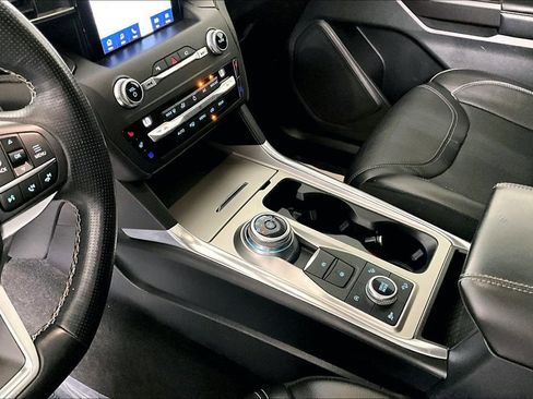 Used 2020 Ford Explorer ST w/ ST Street Pack image 17