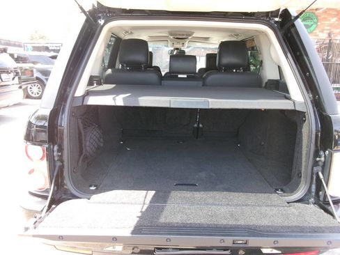 Used 2011 Land Rover Range Rover HSE LUX AWD/4WD image 16