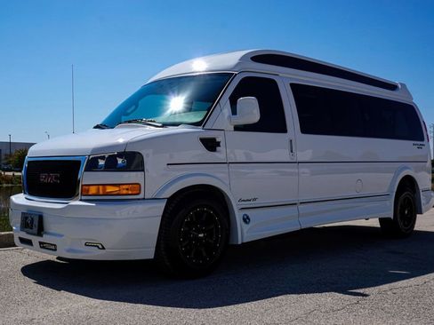 Used 2023 GMC Savana 2500 Extended image 4