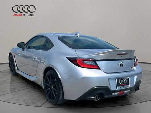 Used 2024 Toyota GR86 Premium RWD image 5