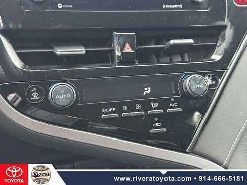 Used 2023 Toyota Camry SE FWD image 22