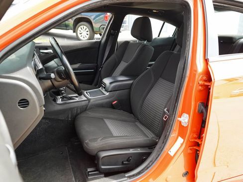Used 2023 Dodge Charger SXT RWD image 7
