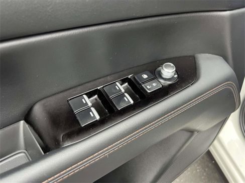 Certified 2023 MAZDA CX-5 AWD 2.5 S w/ Premium Package image 17