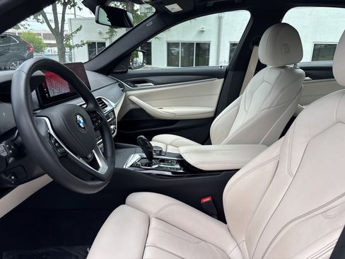 Certified 2023 BMW 530i xDrive w/ Premium Package AWD/4WD image 22