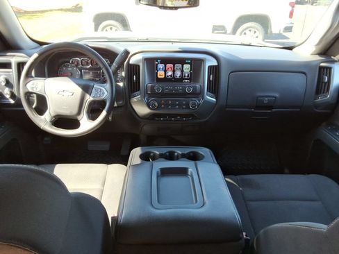 Used 2019 Chevrolet Silverado 1500 LT AWD/4WD image 19