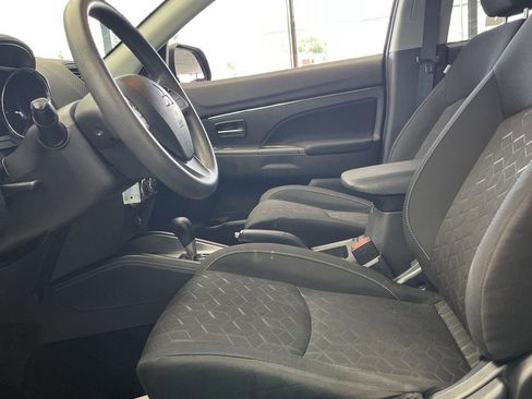 Used 2021 Mitsubishi Outlander Sport ES image 9