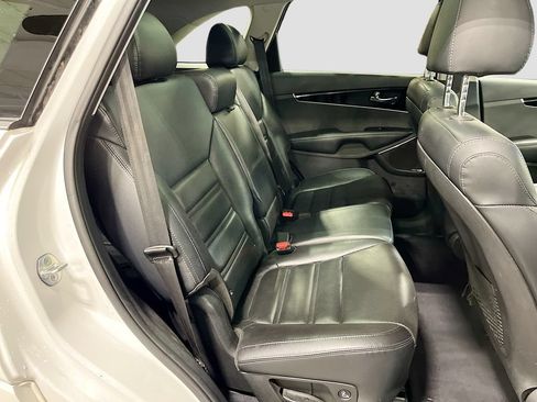Used 2020 Kia Sorento SX FWD image 34