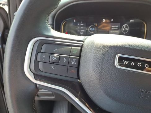 Used 2022 Jeep Wagoneer Series I w/ Convenience Group I AWD/4WD image 8