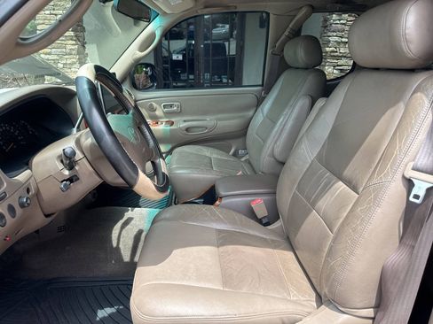 Used 2000 Toyota Tundra Limited RWD image 9