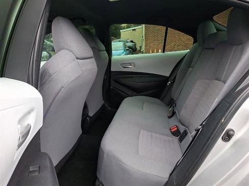 Used 2022 Toyota Corolla SE image 10