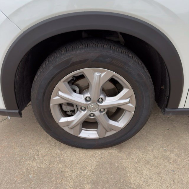 Certified 2024 Honda HR-V LX image 11
