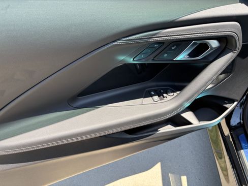 Used 2025 BMW 230i Coupe w/ M Sport Package image 13