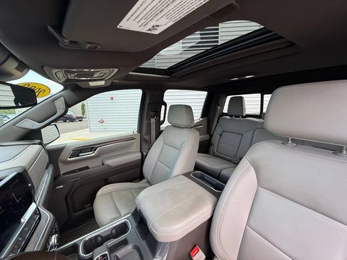 Used 2023 GMC Sierra 1500 SLT w/ SLT Premium Package AWD/4WD image 29