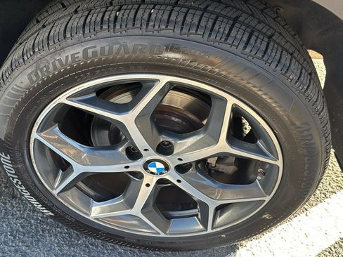 Used 2018 BMW X1 xDrive28i AWD/4WD image 15