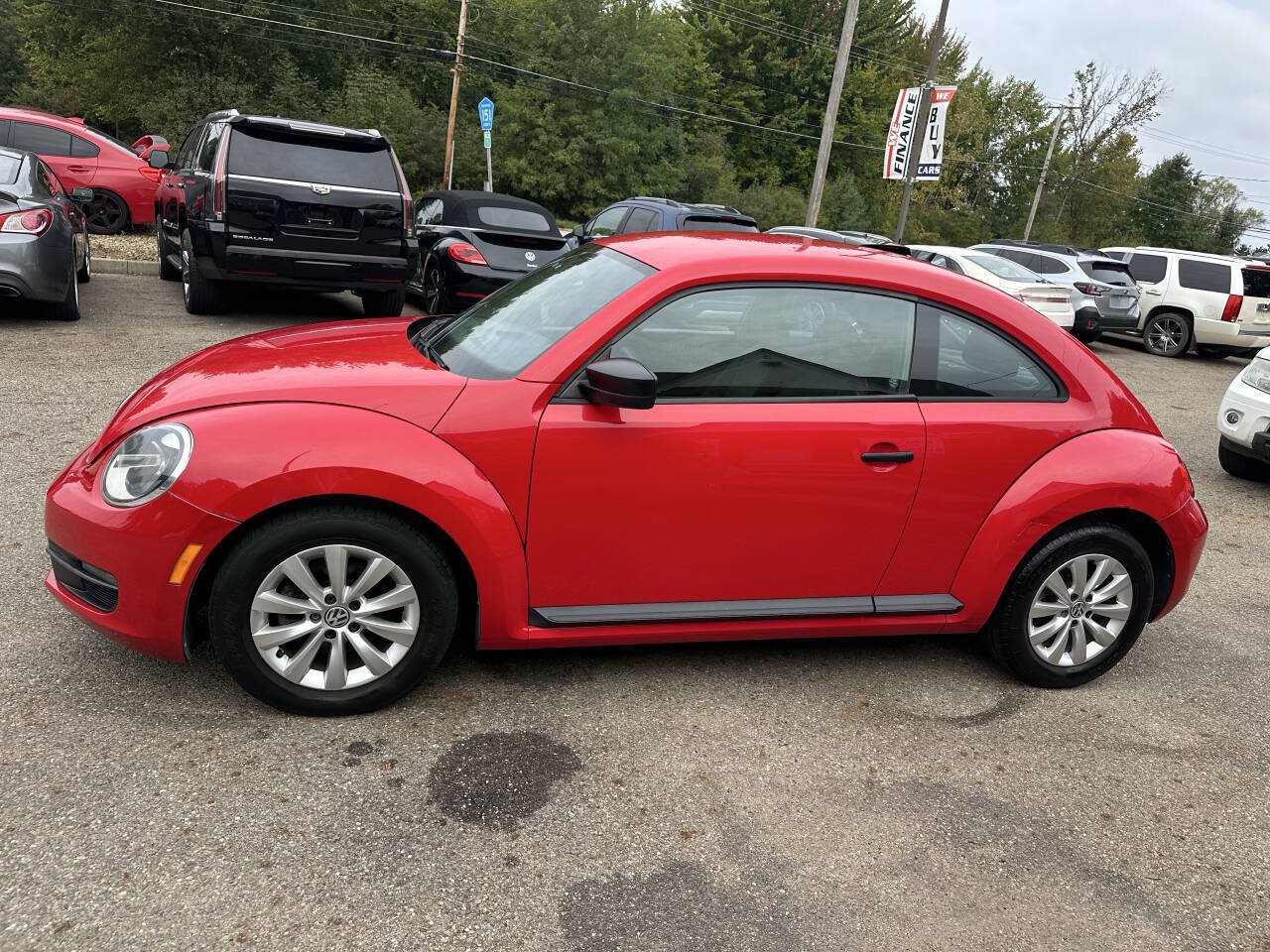 Used 2013 Volkswagen Beetle 2.5 FWD image 3