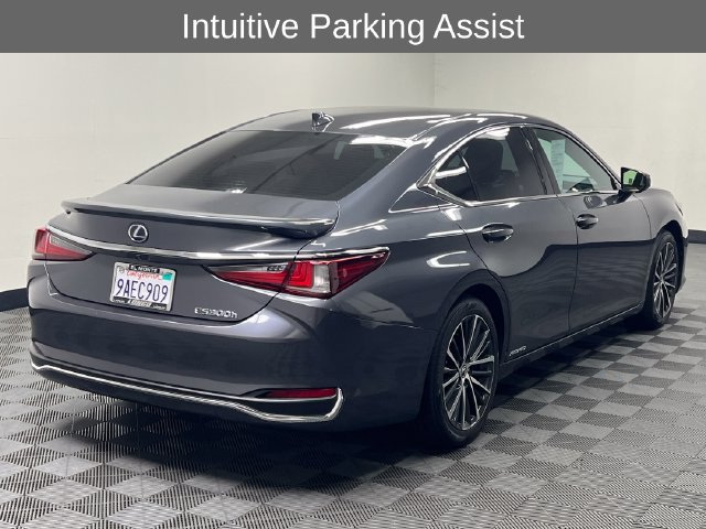 Certified 2022 Lexus ES 300h w/ Premium Package FWD image 5