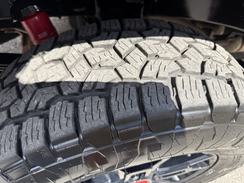Used 2020 Toyota Tundra TRD Pro AWD/4WD image 32