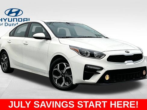 Used 2021 Kia Forte LXS FWD image 2