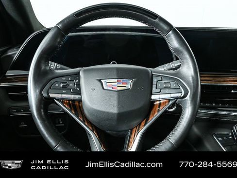 Certified 2023 Cadillac Escalade Premium Luxury image 7