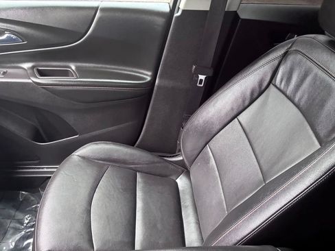 Used 2021 Chevrolet Equinox Premier w/ Redline Edition FWD image 22