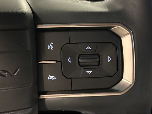 Used 2024 GMC Hummer EV 3X image 25