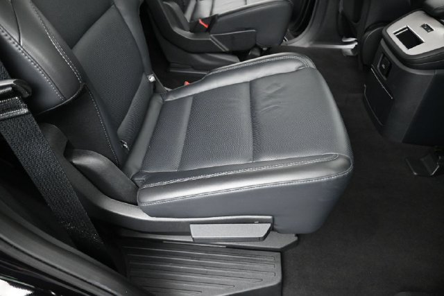 Certified 2025 Lincoln Navigator Reserve AWD/4WD image 27