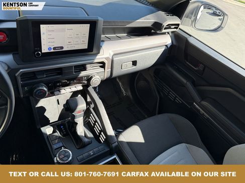 Used 2025 Toyota 4Runner TRD Off-Road image 25