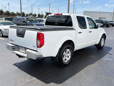 Used 2010 Nissan Frontier SE RWD image 9