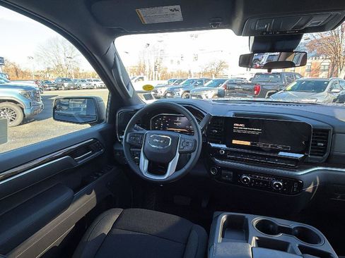 New 2026 GMC Sierra 1500 Elevation image 22