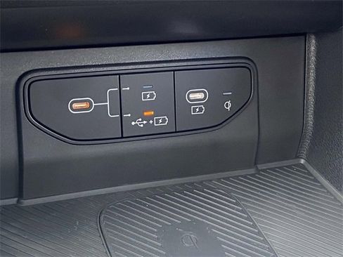 New 2026 Kia Sportage EX image 19