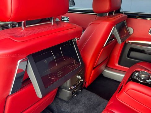 Used 2018 Rolls-Royce Ghost RWD image 19