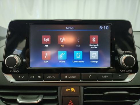 Used 2023 Nissan Altima 2.5 S FWD image 14