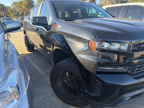 Used 2021 Chevrolet Silverado 1500 RST w/ Z71 Off-Road Package image 2