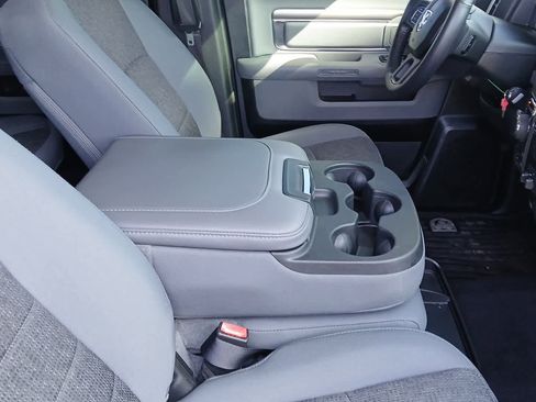 Used 2018 RAM 1500 Big Horn AWD/4WD image 54