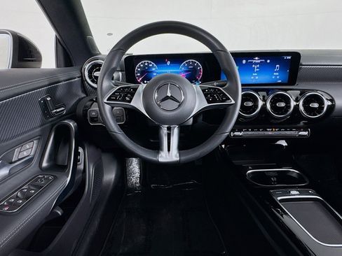 Certified 2026 Mercedes-Benz CLA 250 4MATIC image 5