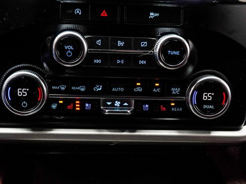 Used 2024 Ford Expedition Max Limited image 22