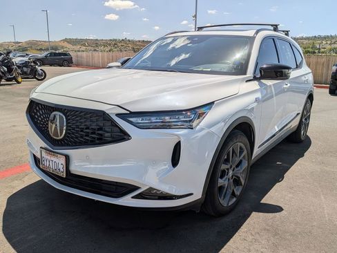 Used 2022 Acura MDX A-Spec image 2