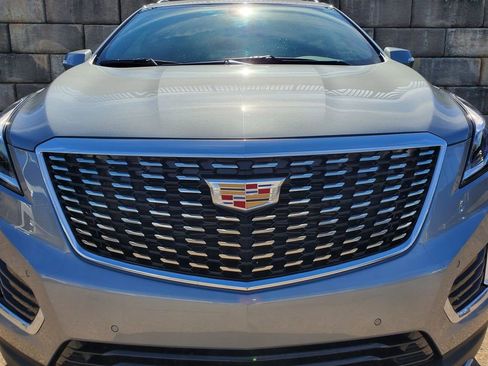 Certified 2024 Cadillac XT5 Premium Luxury w/ LPO, Floor Liner Package image 10