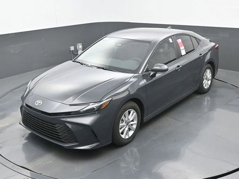 New 2026 Toyota Camry LE image 29