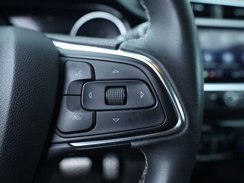 Used 2023 Buick Encore GX Select w/ Sport Touring Package image 31