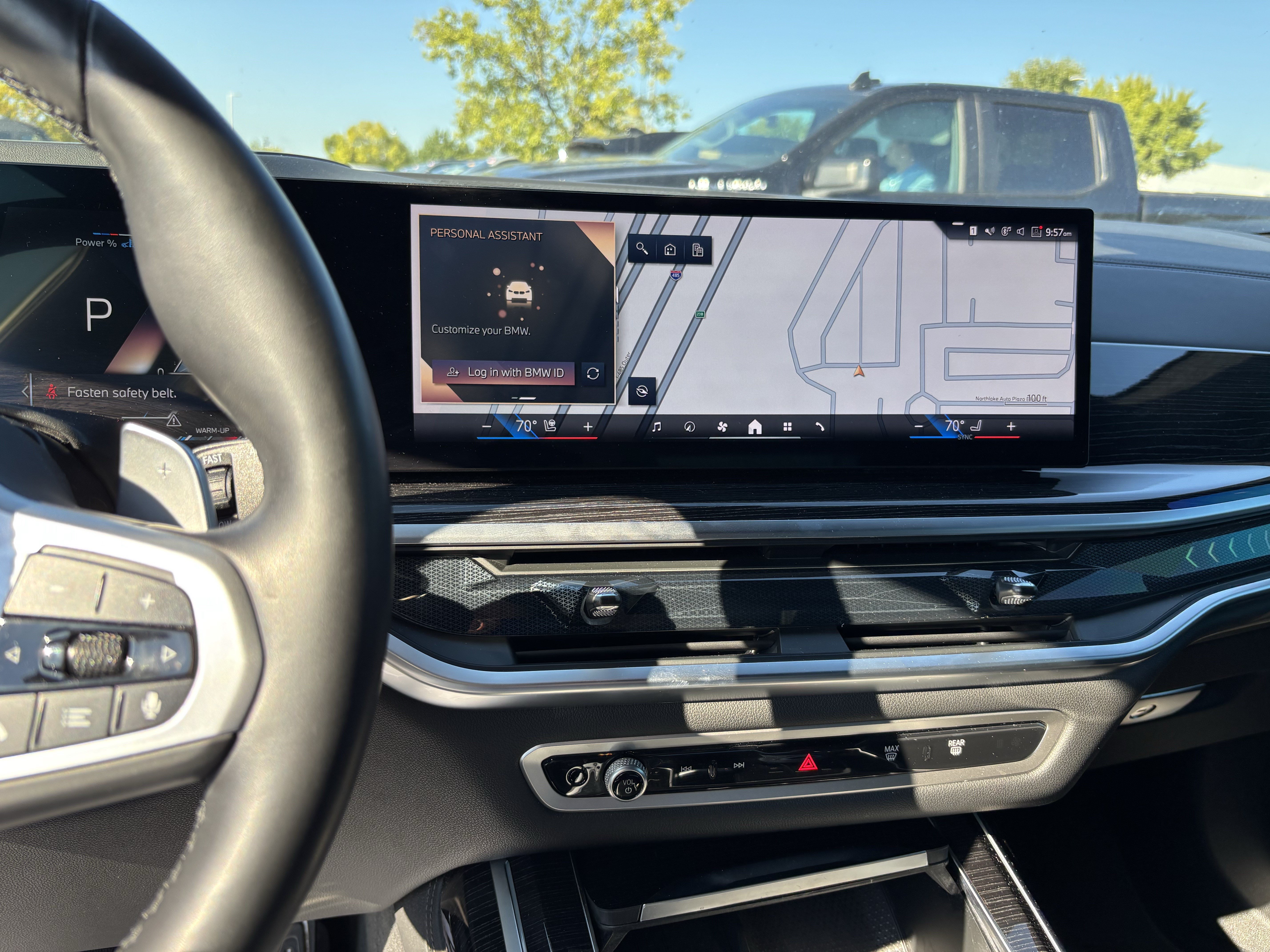 Certified 2025 BMW X7 xDrive40i w/ M Sport Package AWD/4WD image 30