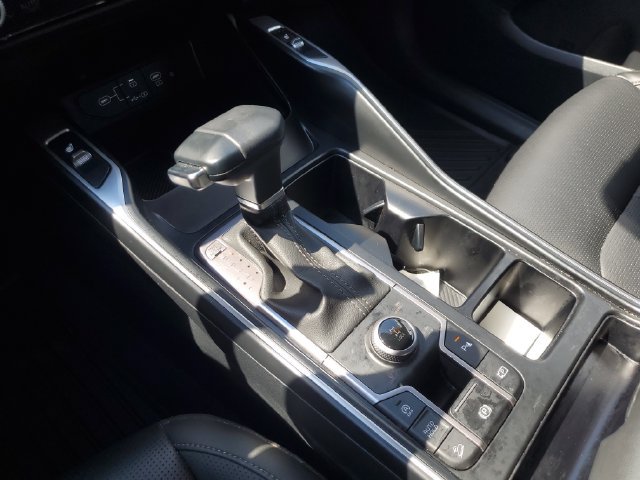 Certified 2025 Kia Sorento S AWD/4WD image 35