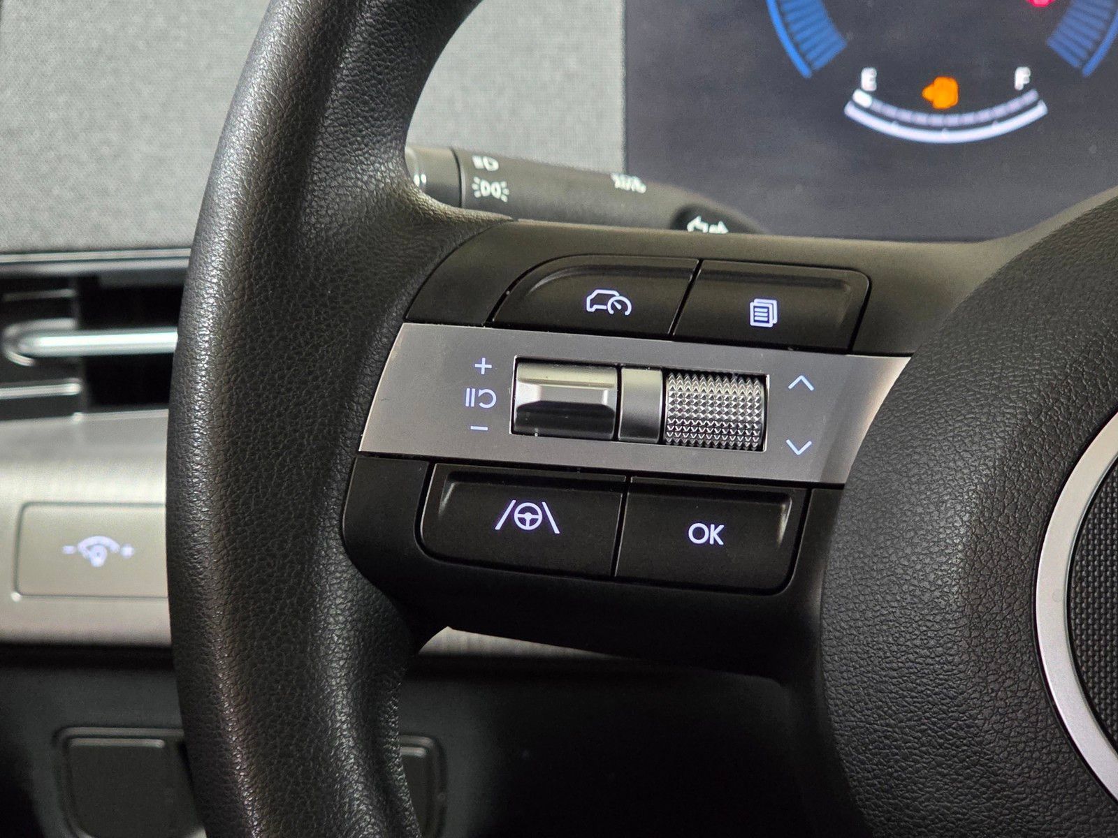 Used 2024 Hyundai Kona SE AWD/4WD image 31